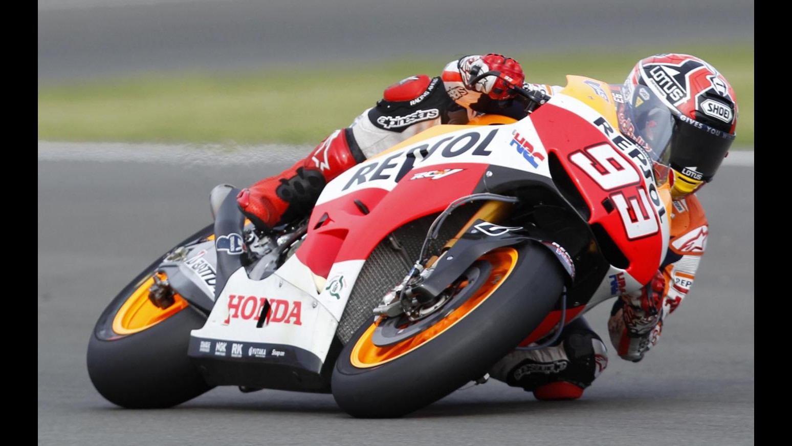 MotoGp, Gp Francia: Marquez domina warm up, poi Iannone e Rossi. Alle 14.00 la gara