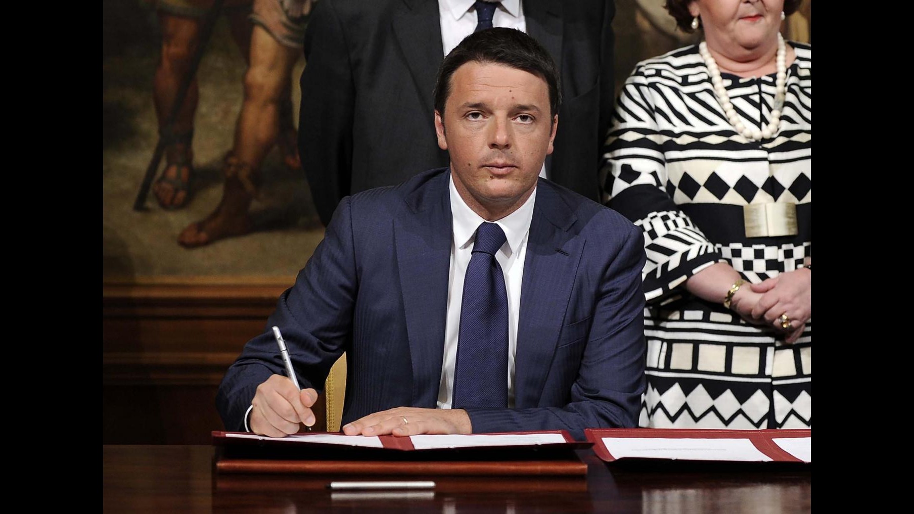 Lavoro, Renzi: Senza il decreto, oggi nessun accordo Electrolux