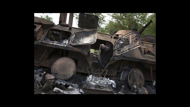 Ucraina,Turchinov: Esercito ha distrutto 2 basi filo-russi nella notte