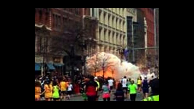 Bombe a maratona Boston: 3 morti e 176 feriti. Obama: Atto codardo