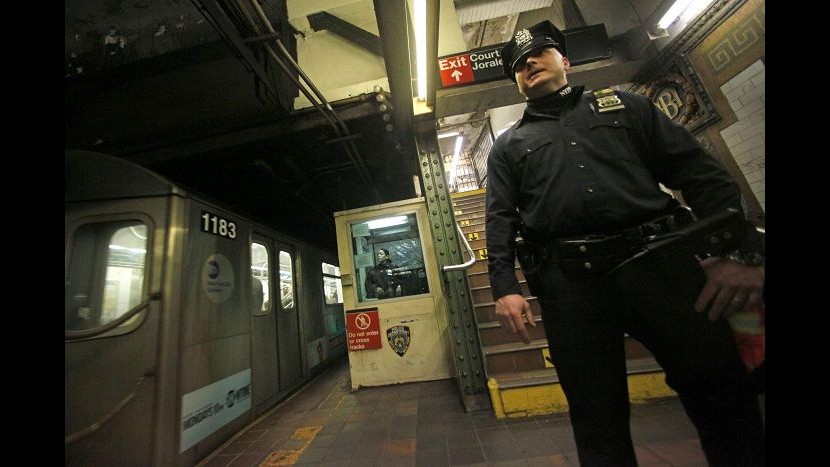 New York, smartphone Android e app speciali a 400 agenti polizia