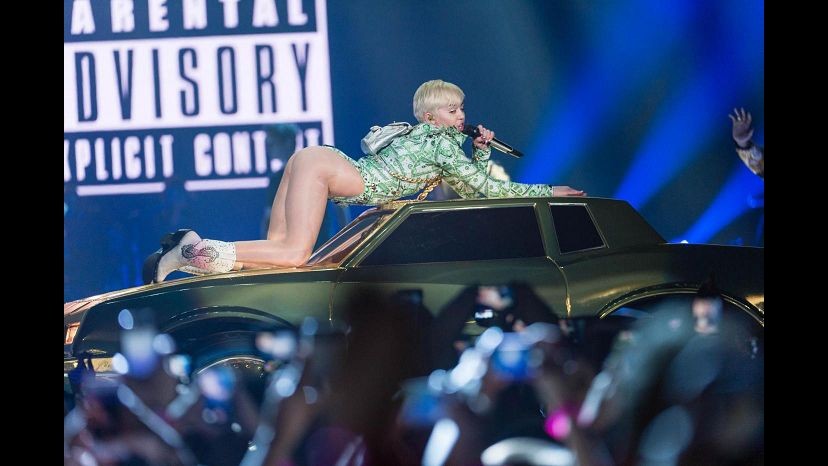 Miley Cyrus: ‘Wrecking ball’ era una vendetta contro il mio ex