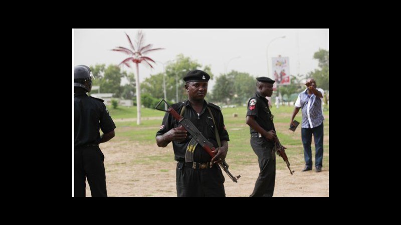 Nigeria, sabato summit su Boko Haram a Parigi: presidente parteciperà