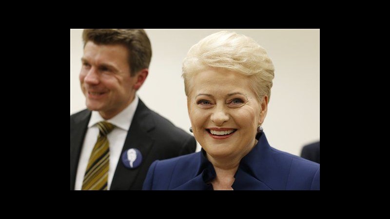 Lituania, Grybauskaite vince primo turno presidenziali