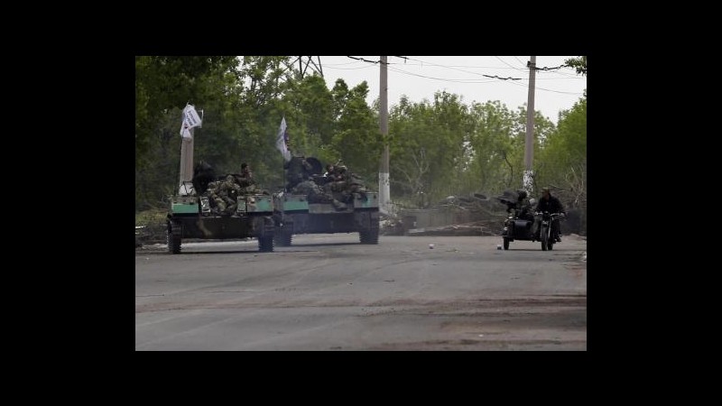 Ucraina: Violenti scontri a Slovyansk, entrati in fase decisiva