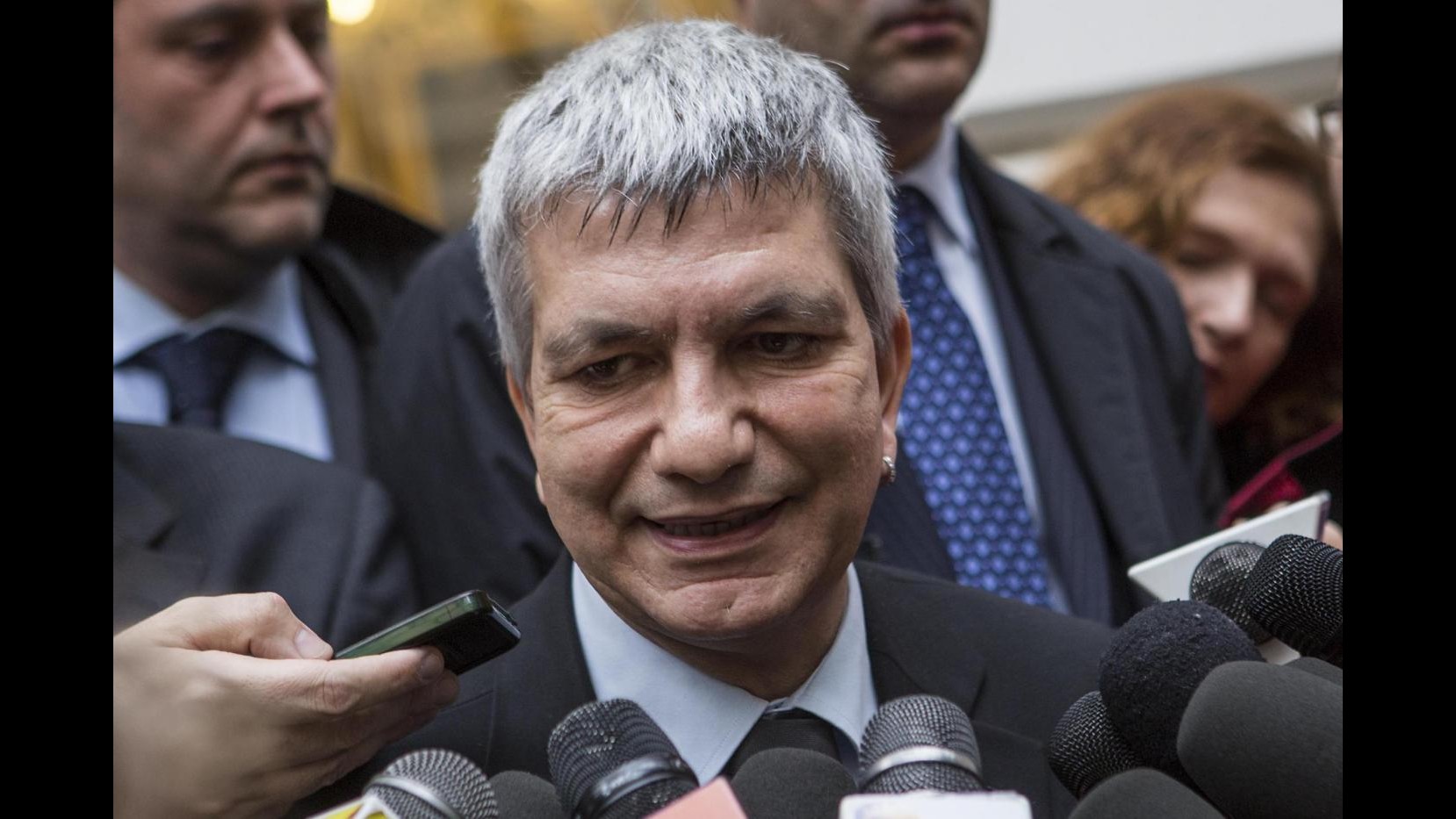 Vendola si dimette da deputato: vede Bersani e poi a Montecitorio
