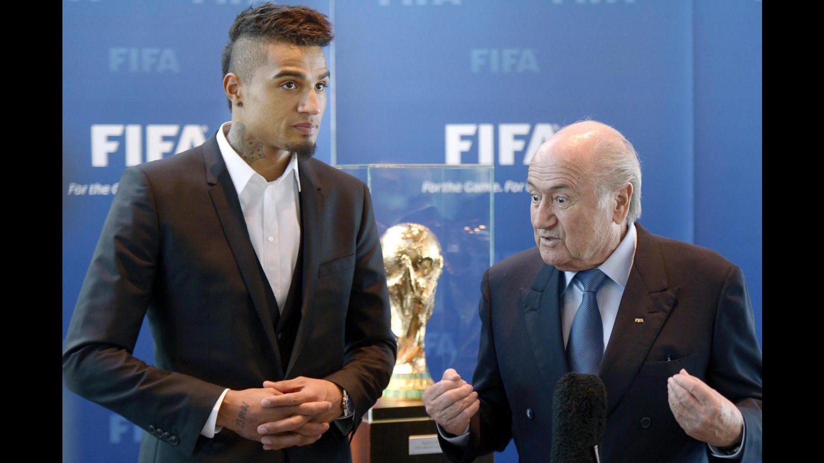 UEFA, pugno duro contro razzismo: stop 10 giornate e stadi chiusi