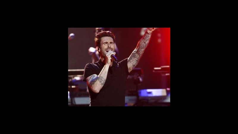 Adam Levine dei Maroon 5 riceve premio da società per diritti d’autore
