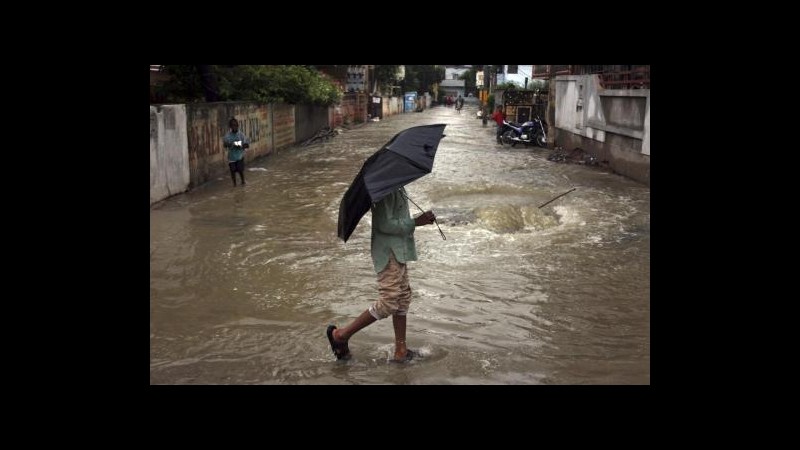 India, fulmini colpiscono contadini nell’est: 13 morti, 20 feriti