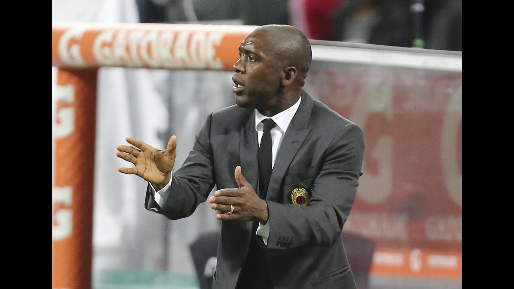 Seedorf: Non ho ricevuto comunicazioni dal Milan, fa piacere l’affetto dei tifosi