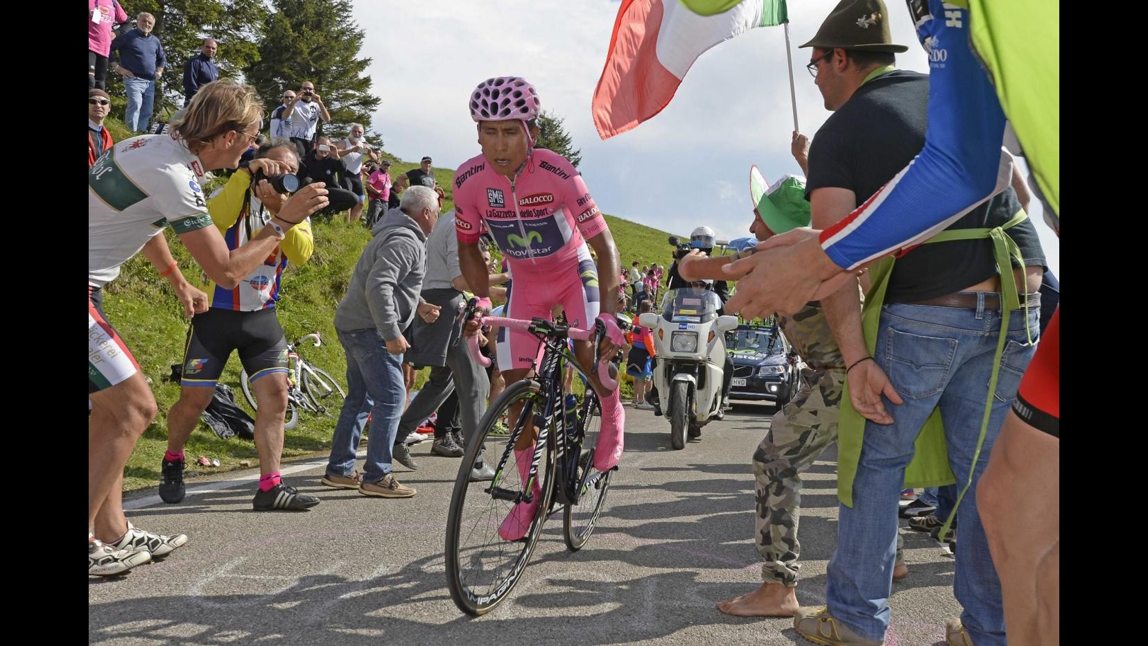 Giro d’Italia: Quintana domina cronoscalata, ma Aru infiamma il pubblico