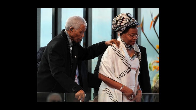 Sudafrica, Mandela dimesso dall’ospedale
