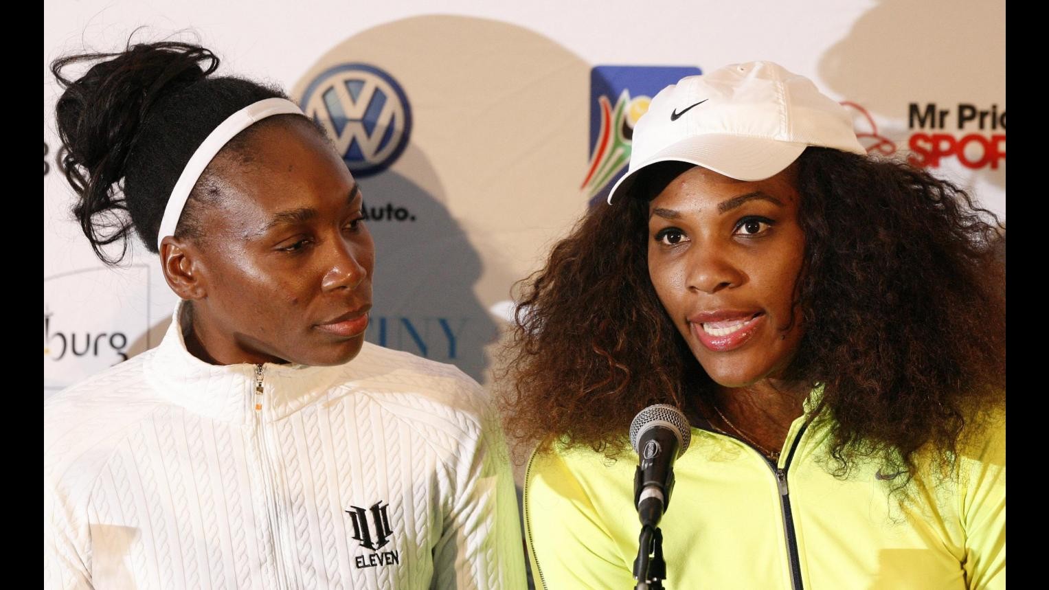 Tennis, Wta Charleston: derby tra le sorelle Williams in semifinale