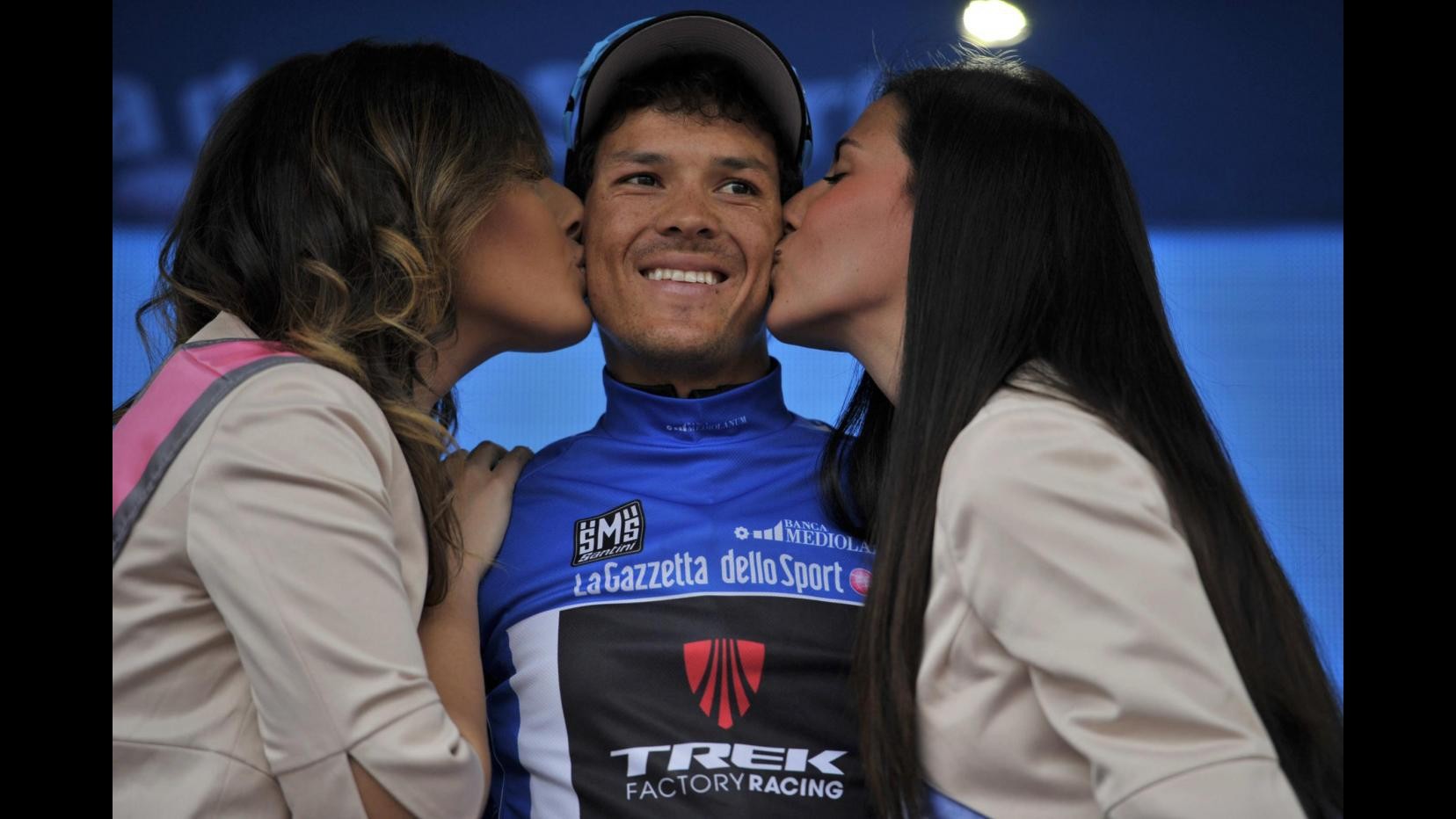 Giro d’Italia, 18/a tappa: Arredondo trionfa al Rifugio Panarotta, Quintana resta in rosa