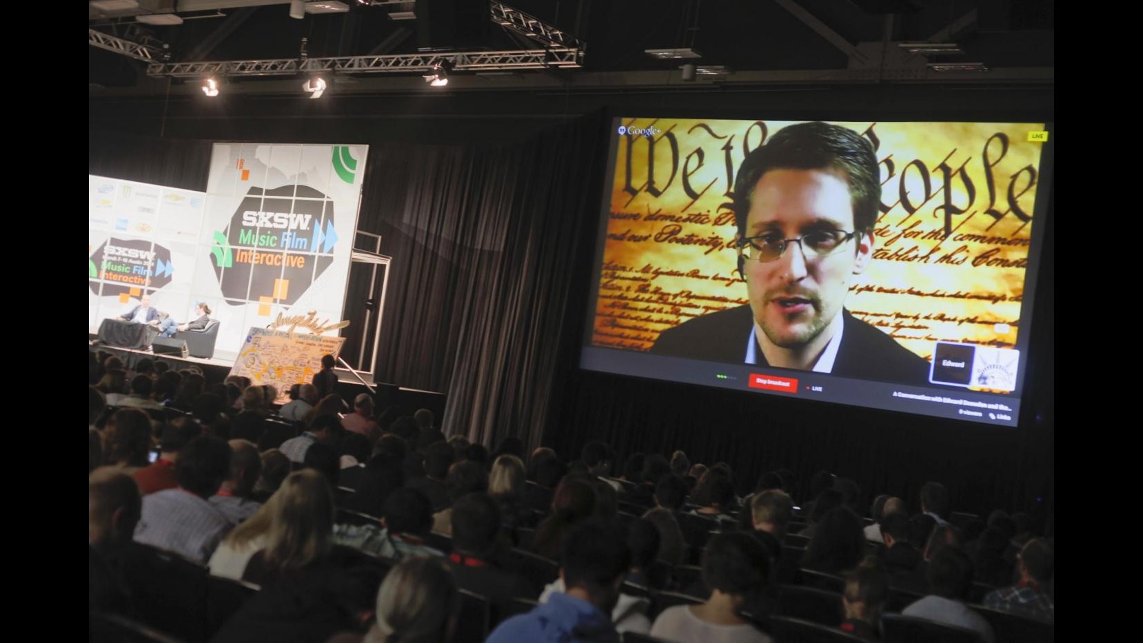 Caso Nsa, Snowden: Nessun dubbio, se potessi tornerei a casa