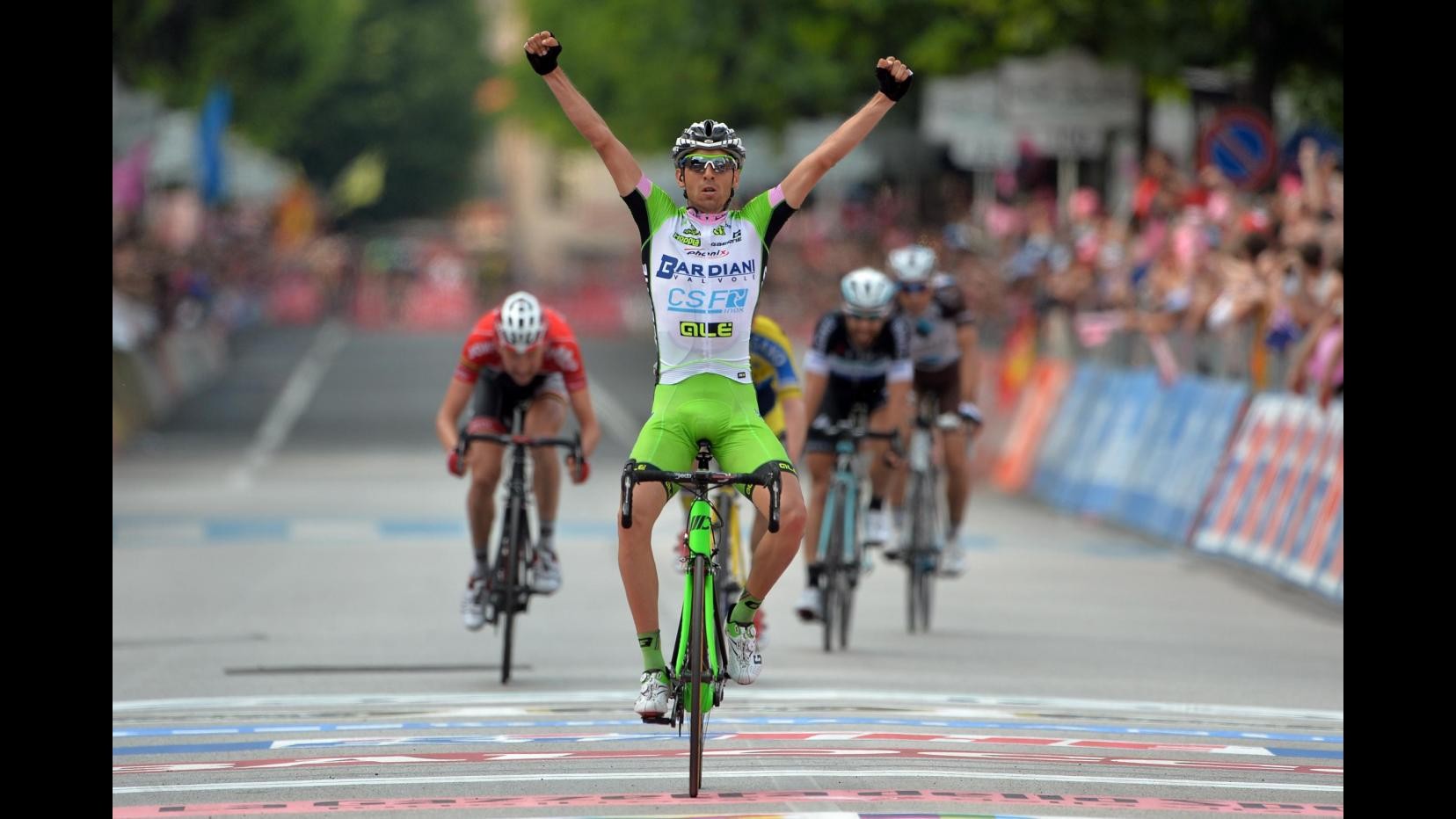 Giro d’Italia: a Vittorio Veneto la prima volta di Pirazzi, Quintana resta in rosa