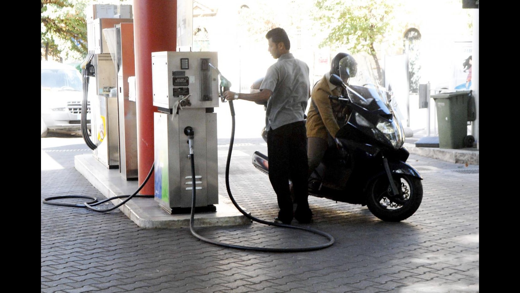 Carburanti, inchiesta su compagnie petrolifere: rincari illeciti