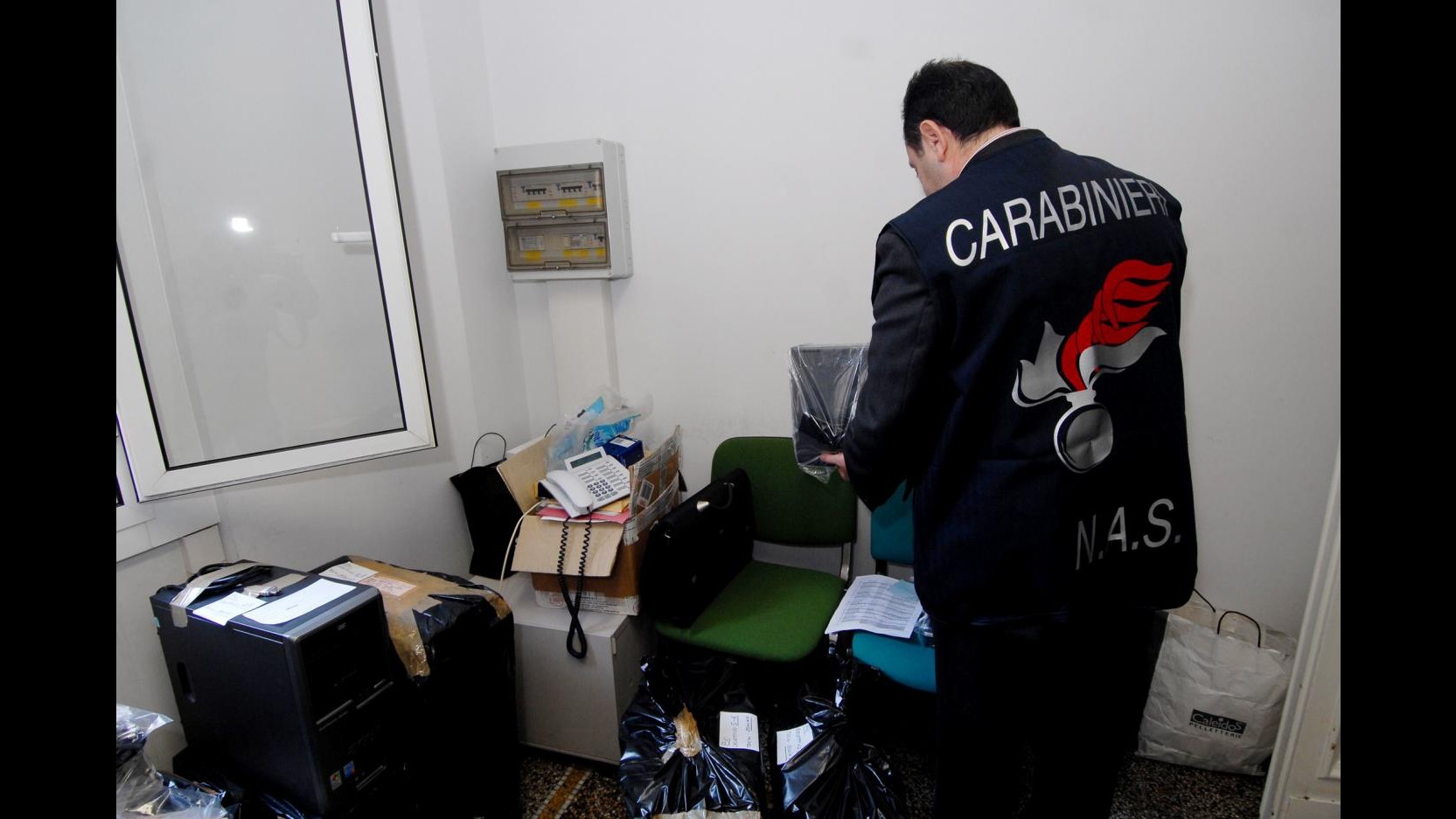 Appalti pilotati in ospedale Modena: 63 indagati, sequestro beni per 1 mln