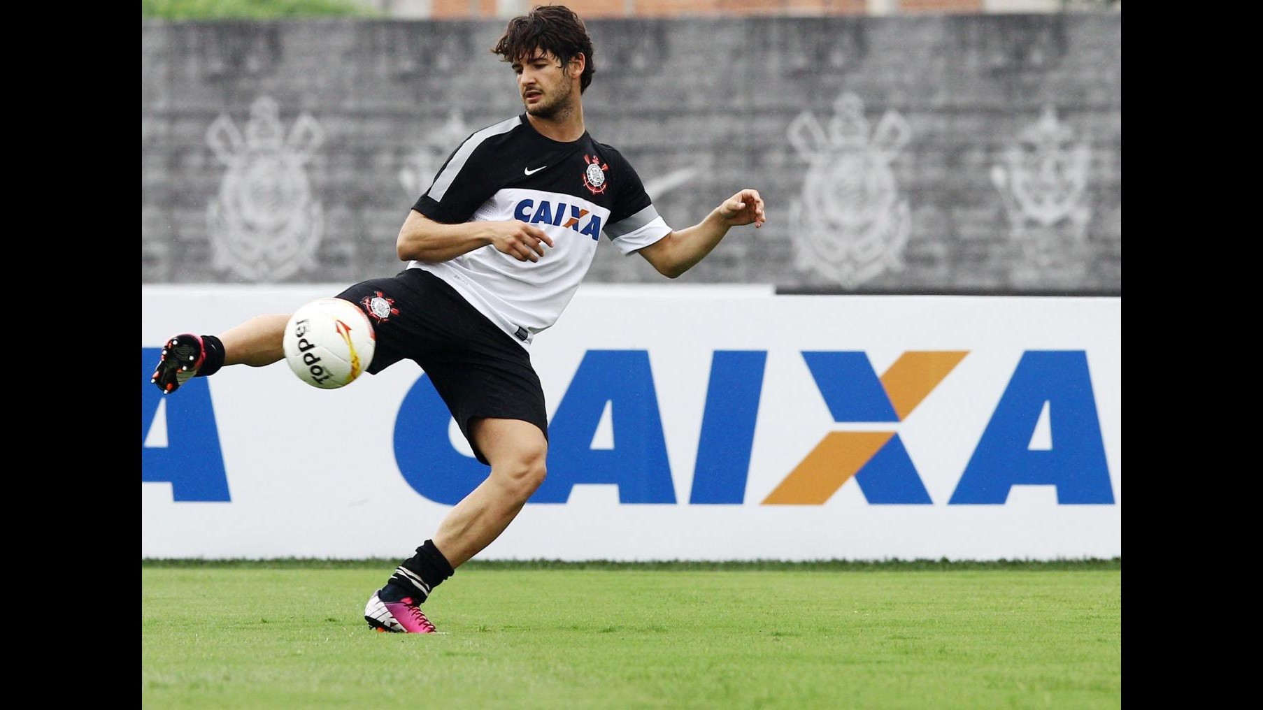 Brasile, Pato e Ronaldinho convocati per amichevole in Bolivia