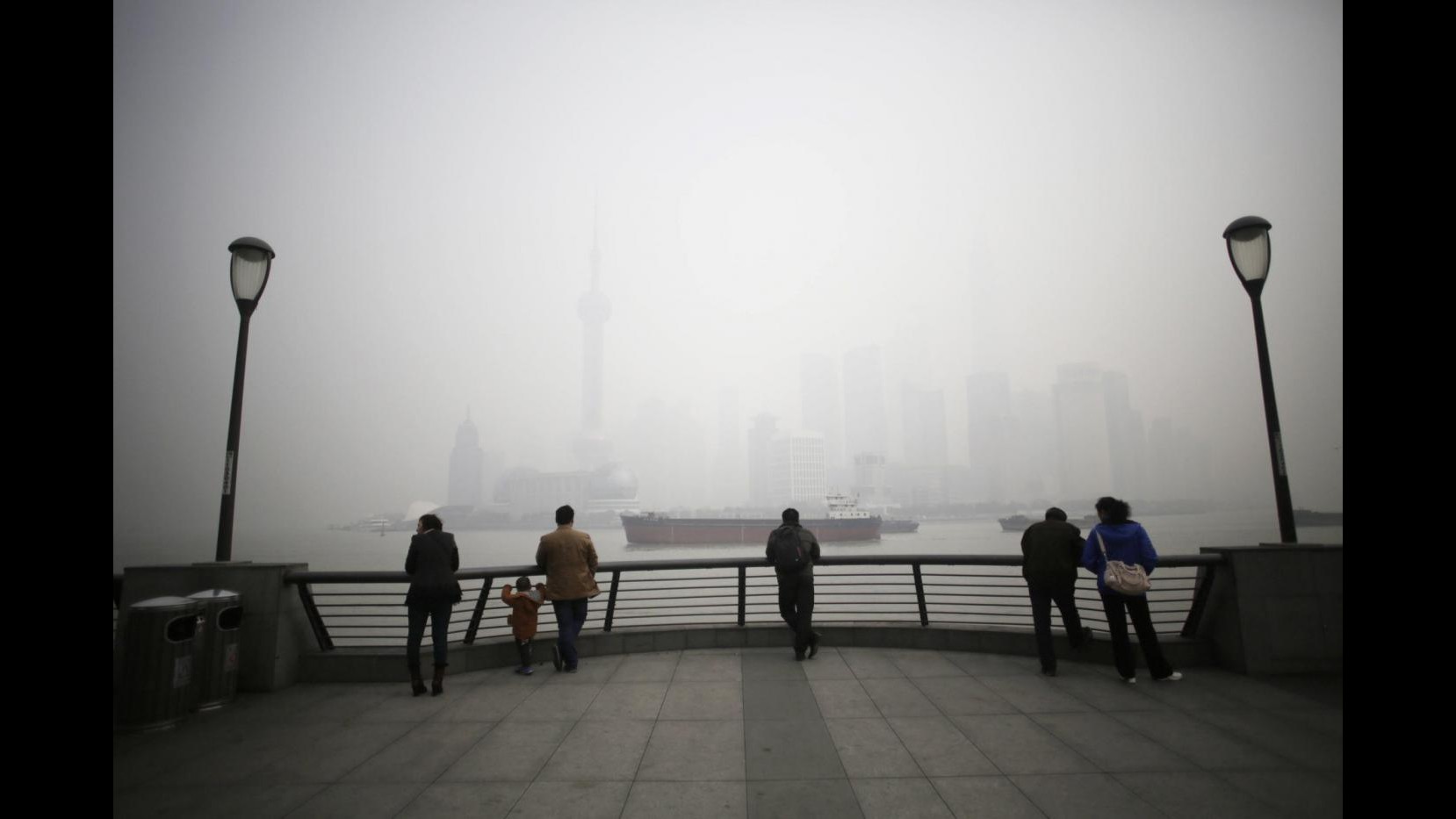 Cina contro smog: entro l’anno 5 milioni di vecchi veicoli via da strade