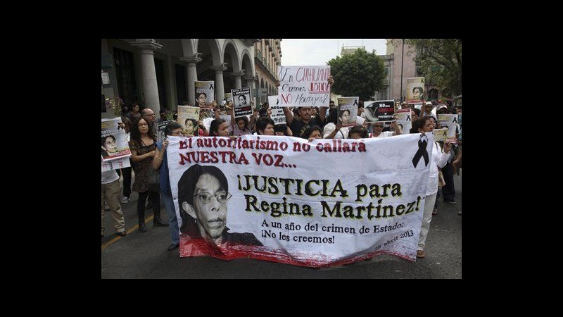 Messico, corteo ricorda reporter Regina Martinez a un anno da omicidio