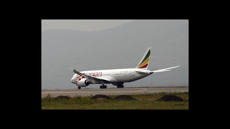 Boeing, 787 torna a volare dopo 3 mesi, tratta Addis Abeba-Nairobi