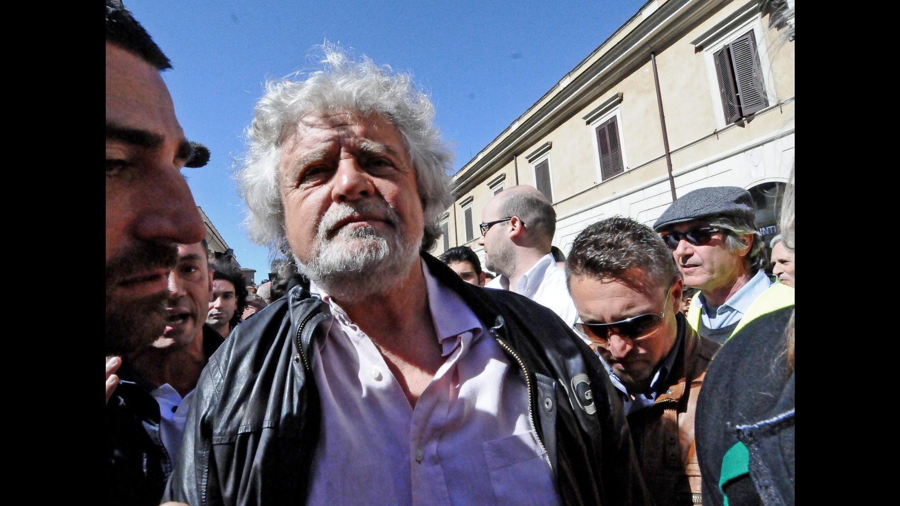 Grillo: 8 milioni voti M5S disprezzati, siamo considerati intrusi