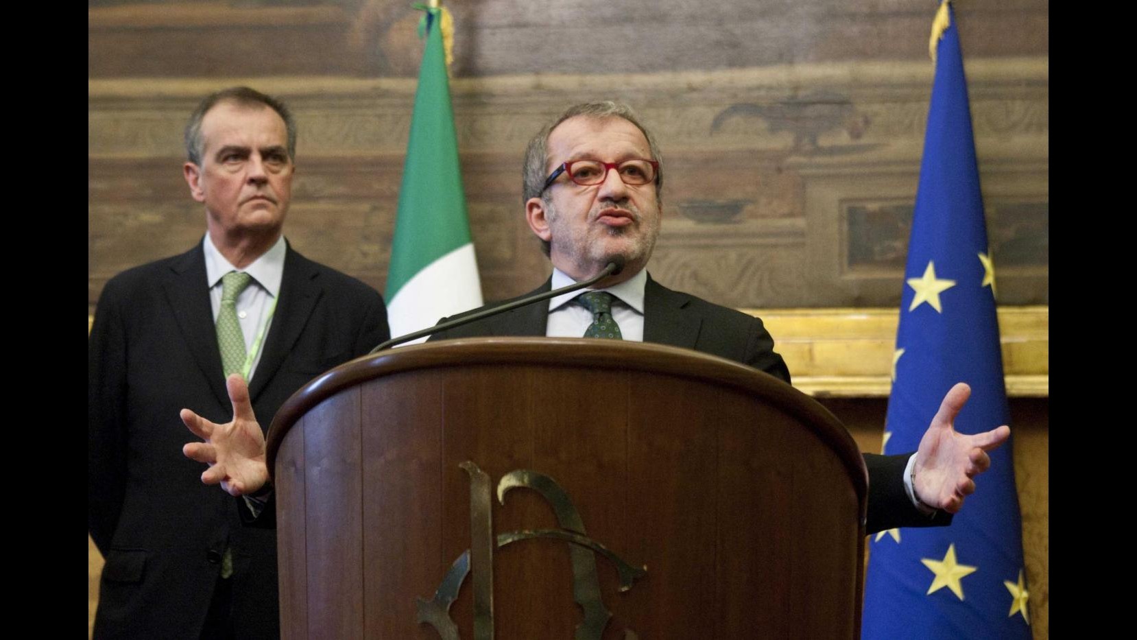 Governo, Maroni: Pronti a votare la fiducia