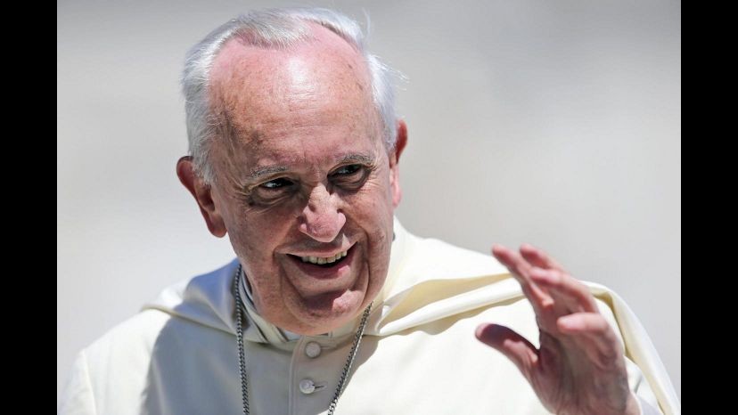 Terra Santa, al via il viaggio di Papa Francesco: in volo verso Amman