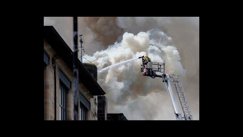 Regno Unito, in fiamme Scuola d’arte di Glasgow: nessun ferito
