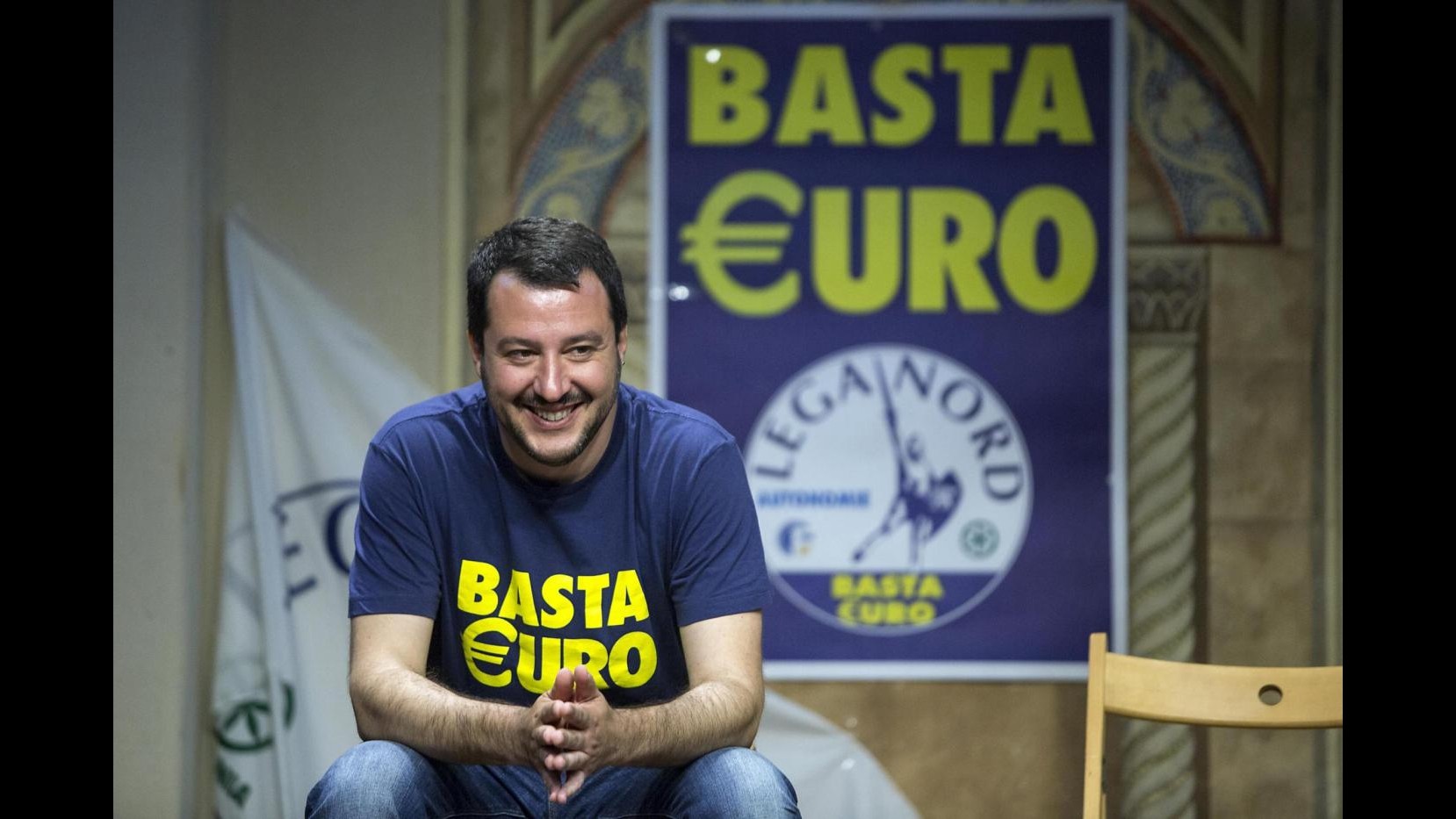 Europee, Salvini: Chi prima esce dall’Euro prima si salva