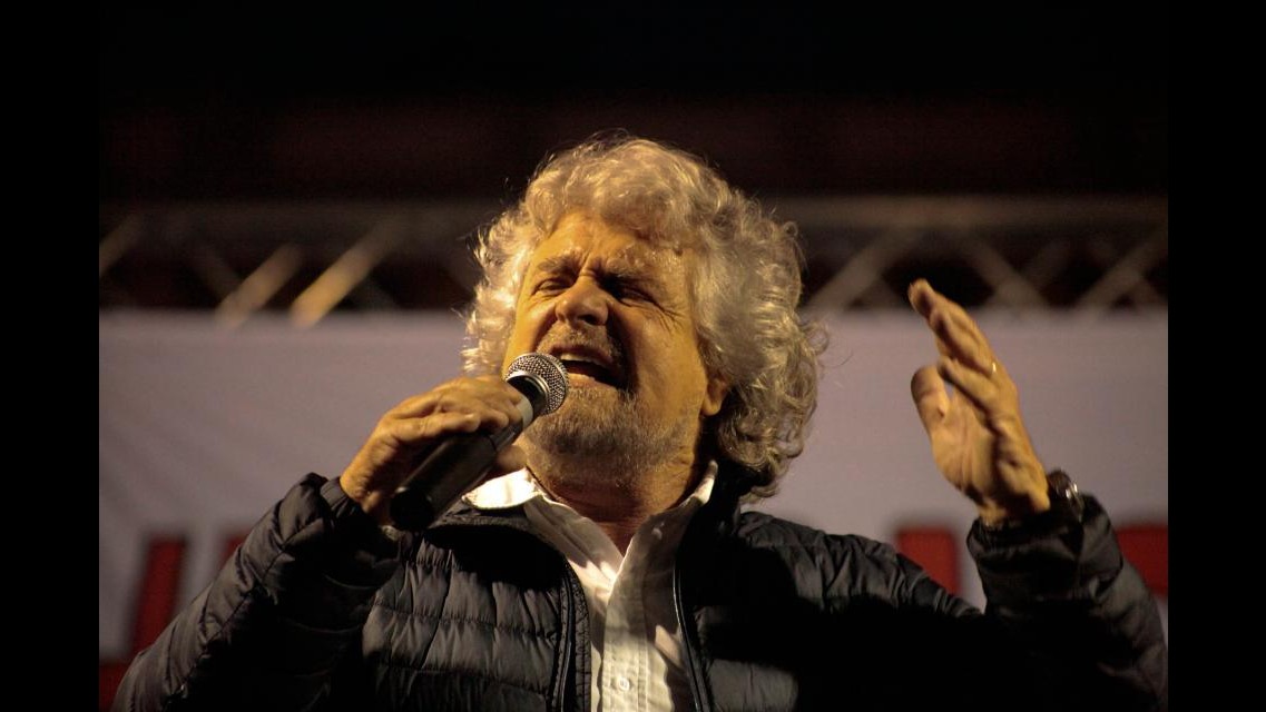 Europee, Grillo: Saremo cattivi ma senza violenza
