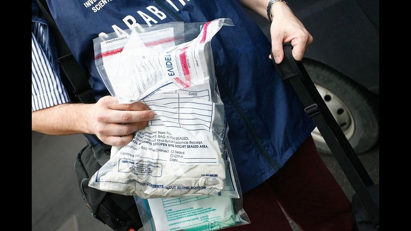 Tragedia nel milanese: madre e due figli uccisi a Motta Visconti