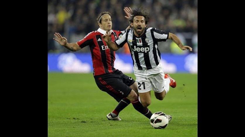 Milan, trauma distorsivo caviglia per Ambrosini: escluse lesioni ossee
