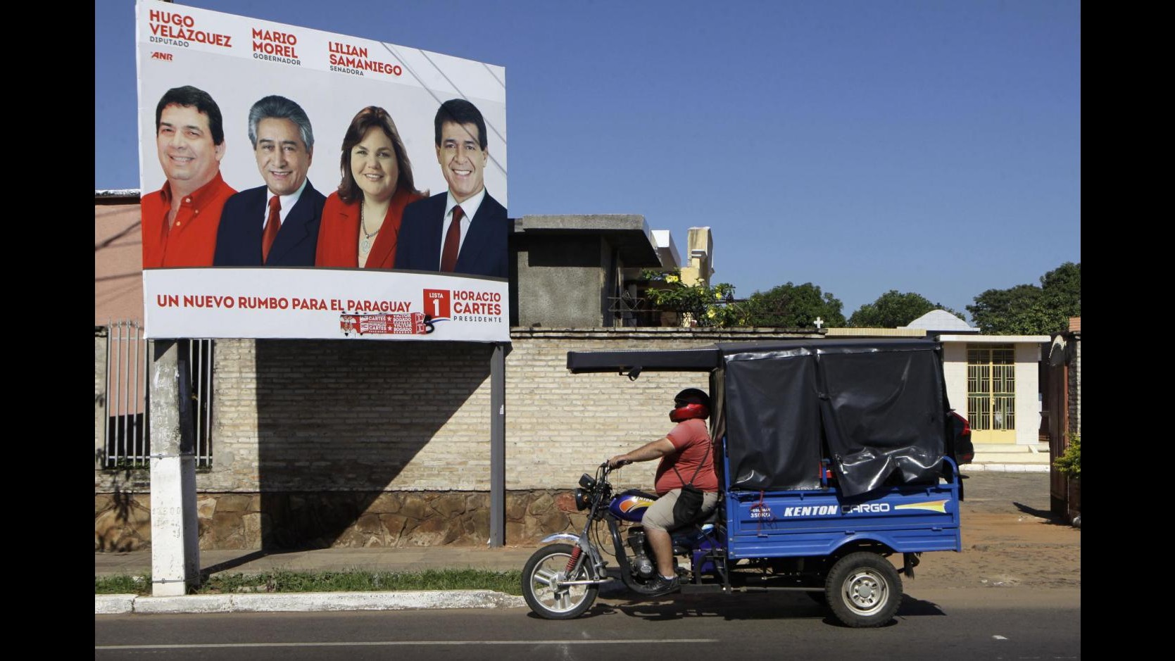 Paraguay al voto per presidente, favorito imprenditore Horacio Cartes
