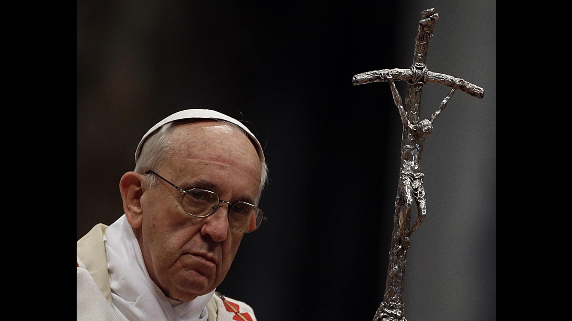 Vaticano, Papa prega per Venezuela e terremotati in Cina