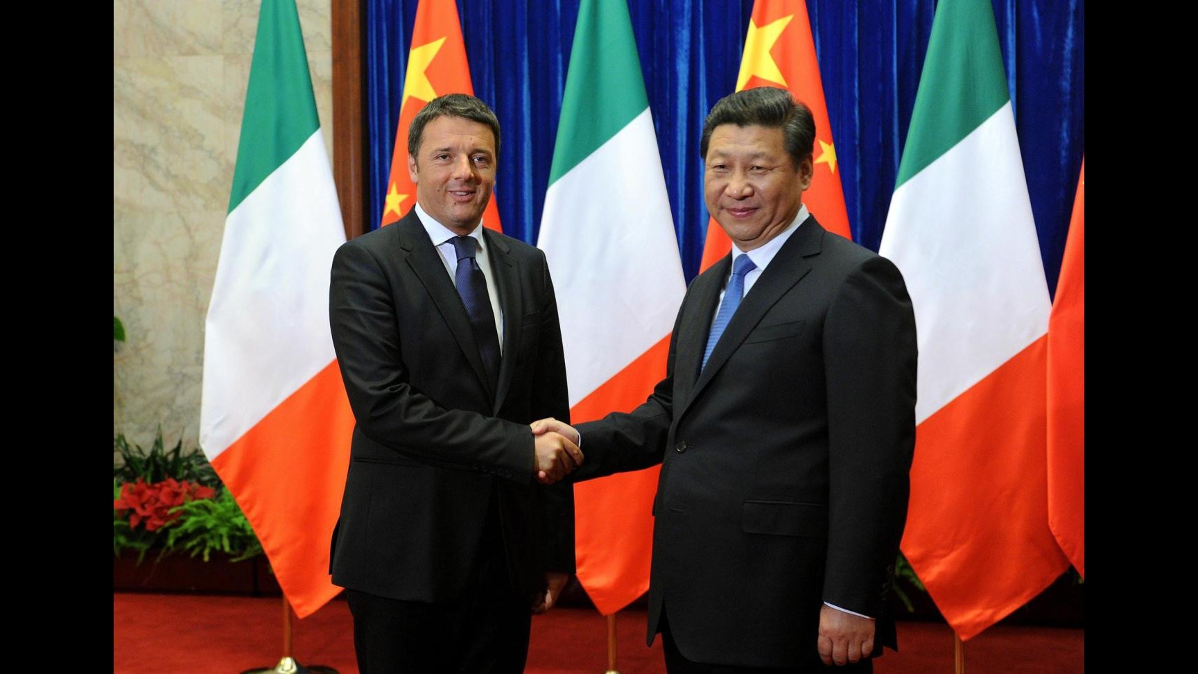 Renzi incontra Xi Jinping: Costruiamo occasioni di futuro