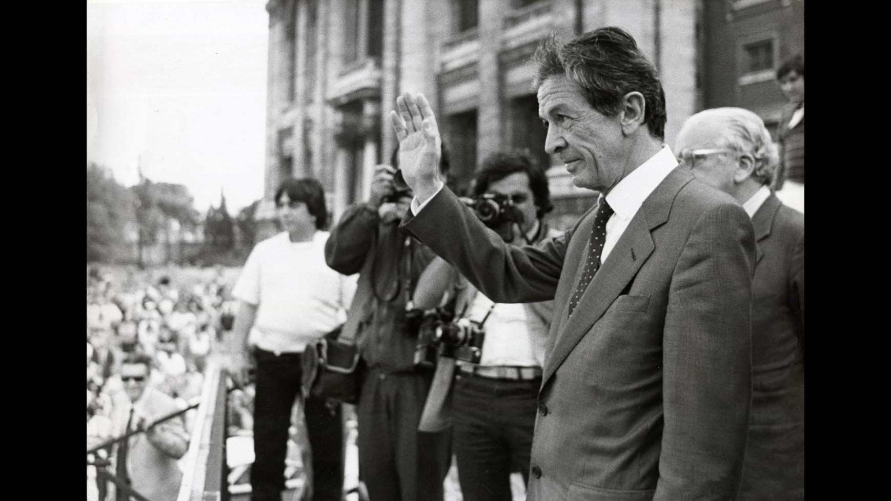 Camera, Pd: Una mostra di artisti contemporanei dedicata a Berlinguer
