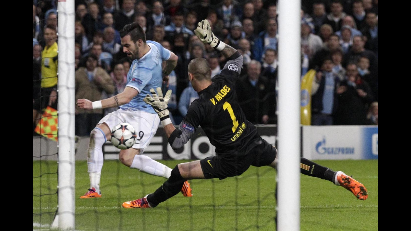 Il Monaco ‘scarica’ Valdes per la gioia di City e Liverpool