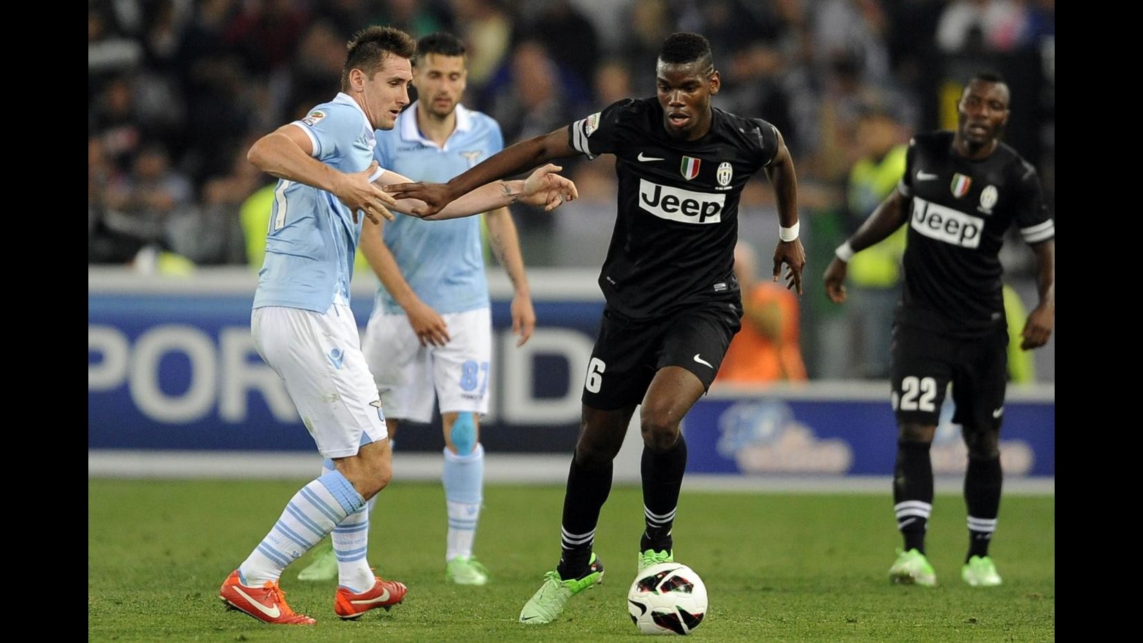Vieira: Pogba straordinario, è più forte di me alla sua età