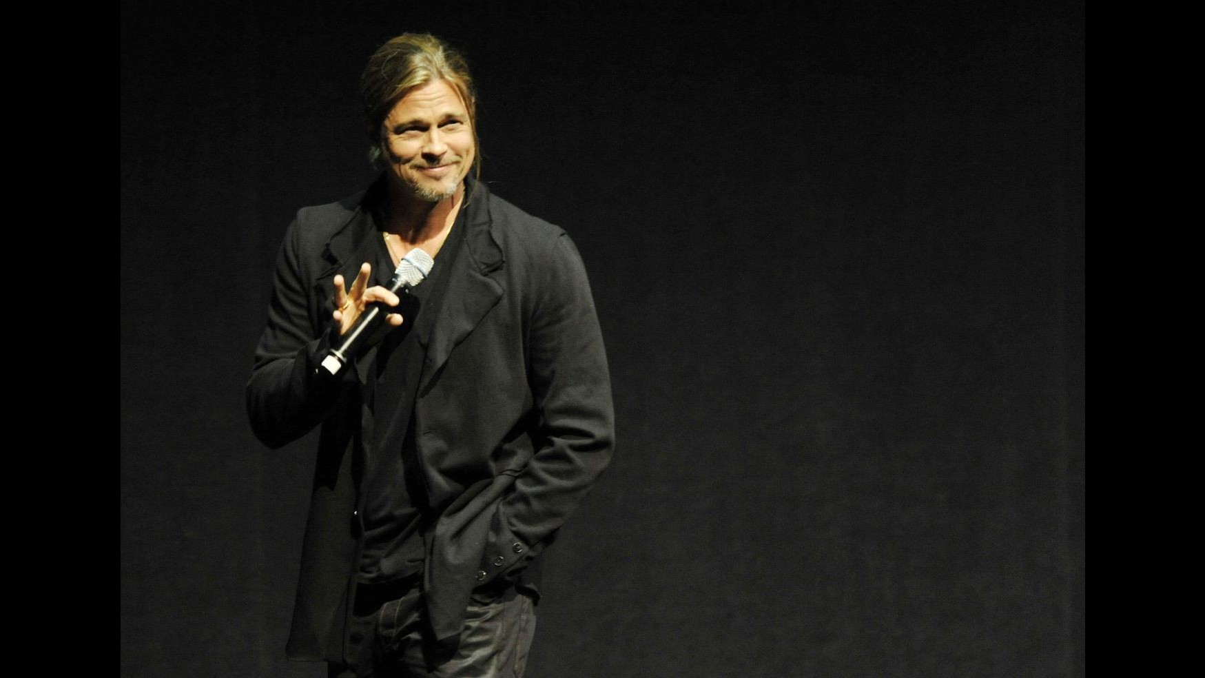 Brad Pitt arriva a sorpresa al CinemaCon per parlare di ‘World war Z’