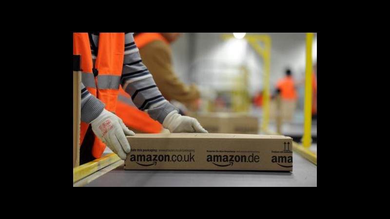 Germania, sciopero dipendenti Amazon: chiedono aumento stipendi