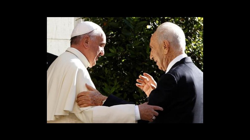 Papa Francesco con Peres e Abbas in VaticanoAl via preghiera per Medioriente