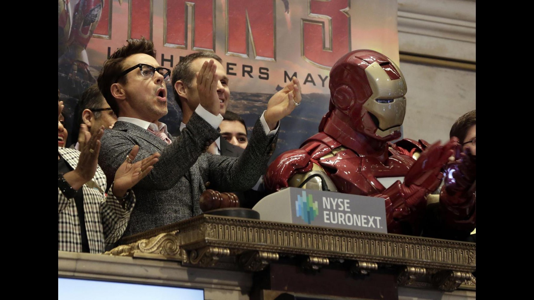 Robert Downey Jr vuole 100 mln di dollari per i sequel di The Avengers