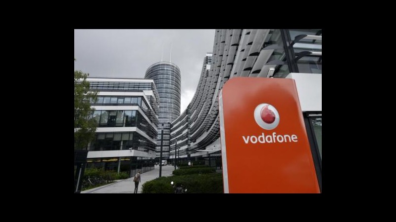 Vodafone: Per alcuni governi accesso diretto a comunicazioni. Italia il Paese con più richieste