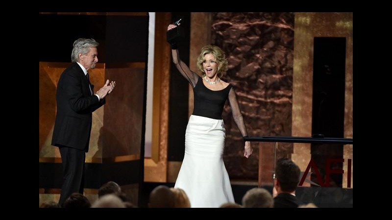 Jane Fonda riceve il premio alla carriera dell’American Film Institute
