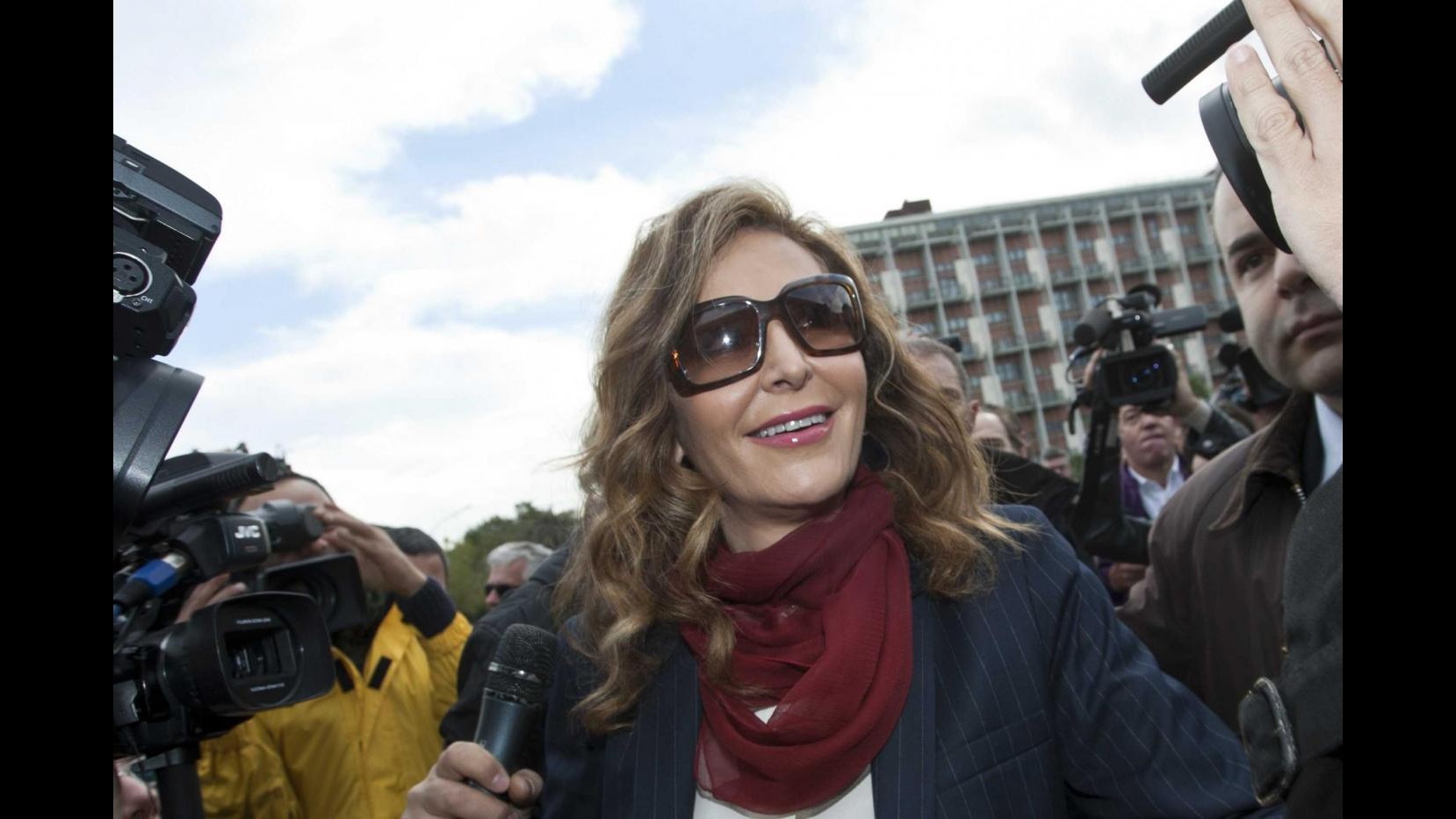 Santanché insulta legale Dotti:E’ un pirla.Lui:Allora lei è ignorante