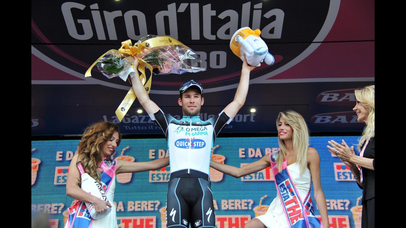 Giro d’Italia, 6/a tappa: vittoria Cavendish, Paolini resta leader