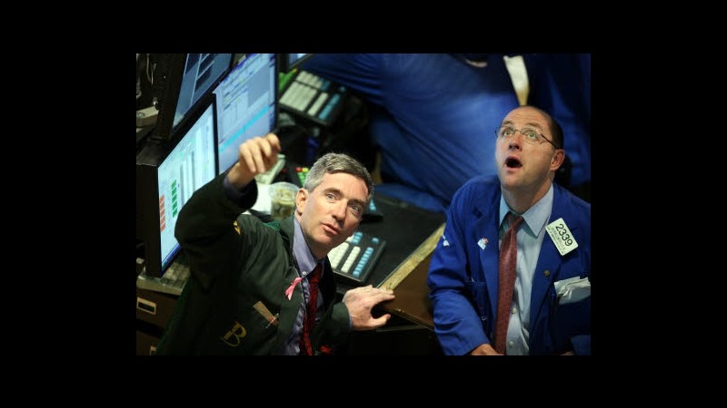 Wall Street, Dow Jones macina record su dati macro Usa e stimolo Fed