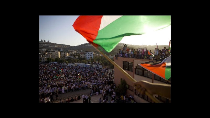 Medioriente, 80 detenuti palestinesi sospendono sciopero fame